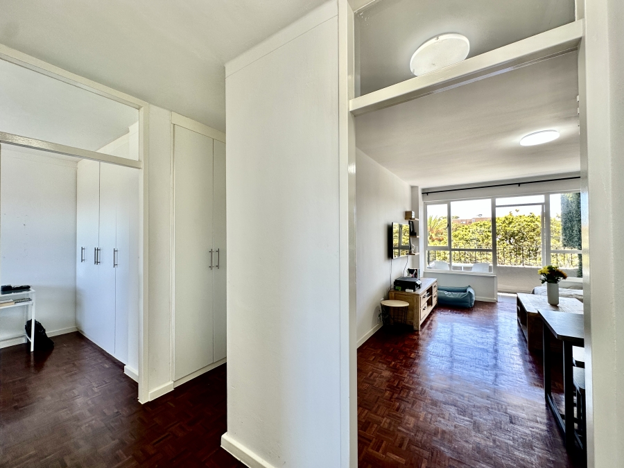 2 Bedroom Property for Sale in Wynberg Upper Western Cape